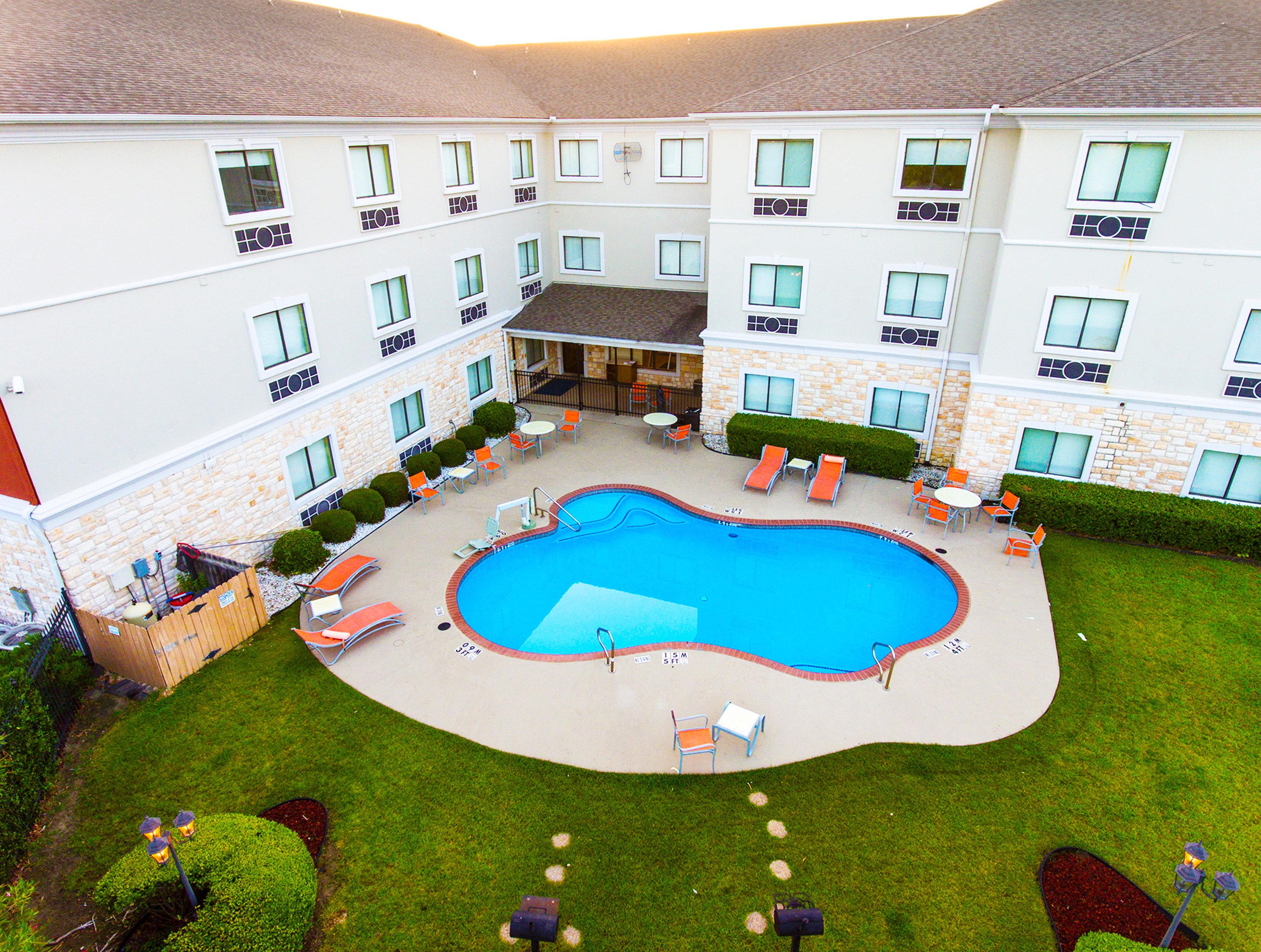 Holiday Inn Express Hotel & Suites Greenville By Ihg Экстерьер фото