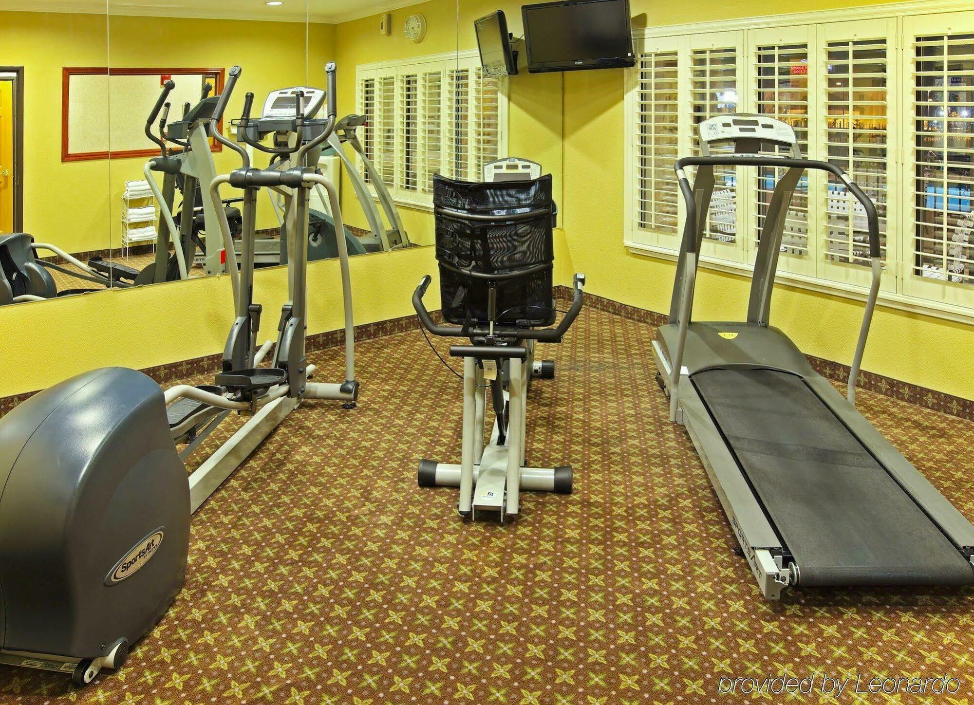 Holiday Inn Express Hotel & Suites Greenville By Ihg Экстерьер фото