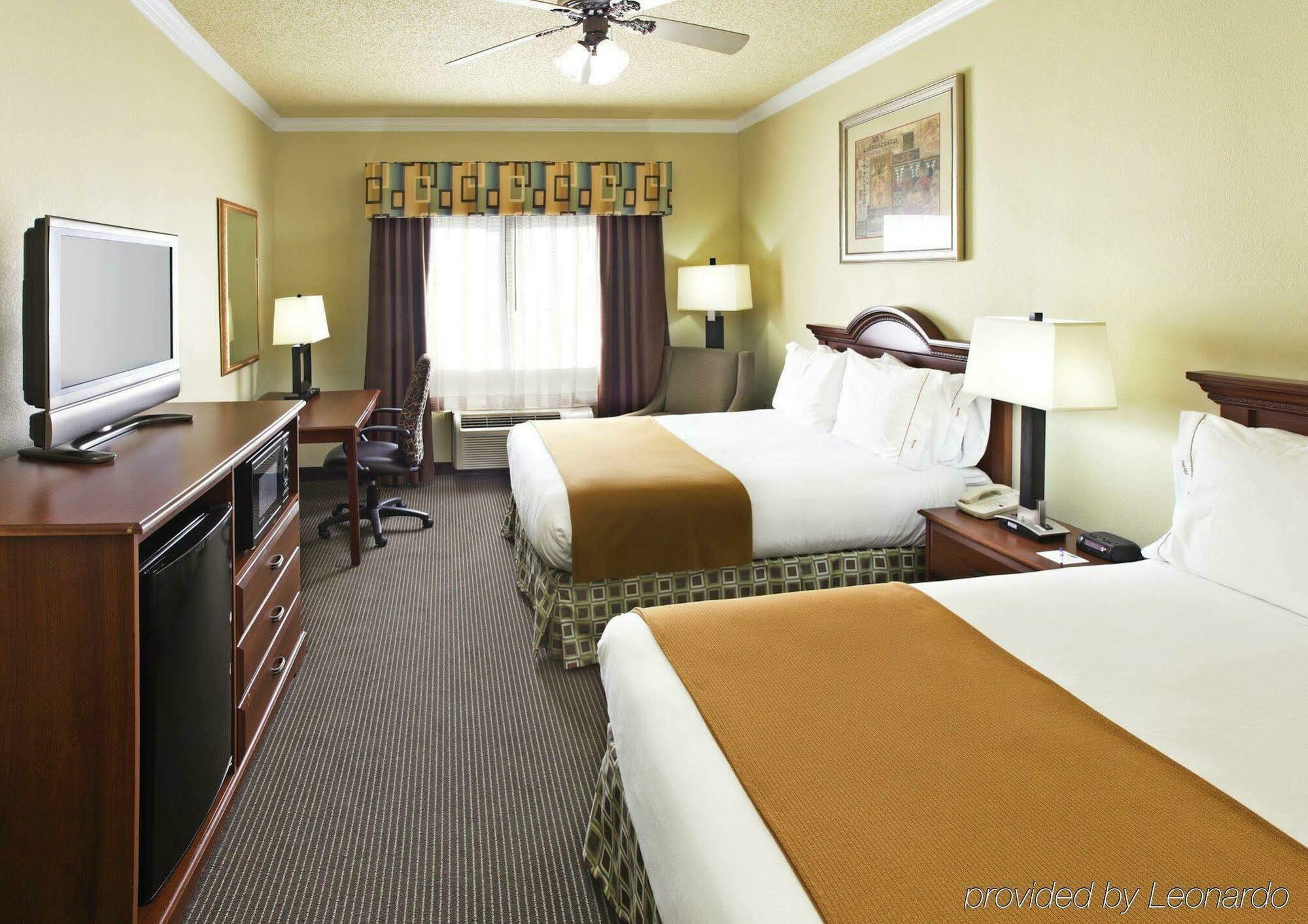 Holiday Inn Express Hotel & Suites Greenville By Ihg Экстерьер фото